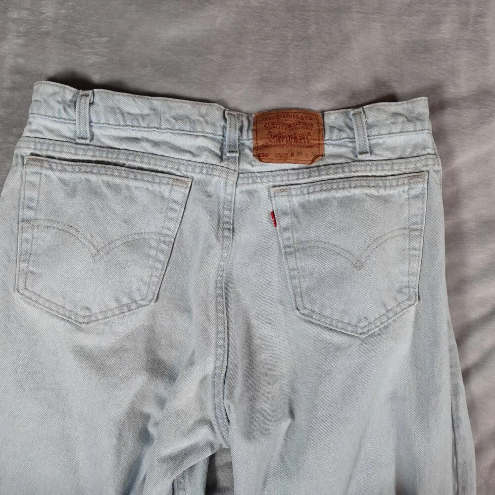 Vintage Levis 550 Relaxed Tapered Leg Jeans Mens 36x36 (Fits 34x35) Flaws READ! - Picture 8 of 16